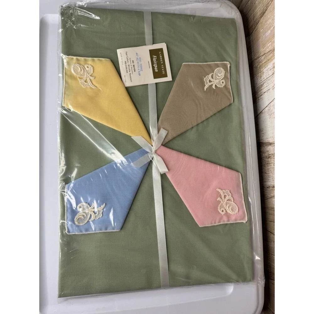 Garden State Flairspun 458 Yorke 44 Sq Tablecloth 4 Napkins All Rayon‎ PreShrunk